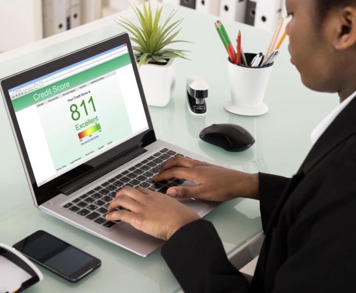 How to Read a Credit Report Like a Lender 🧠💳  