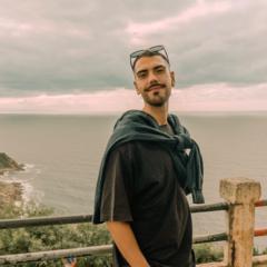 Adrián Molina moreno