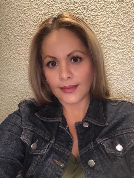 Elizabeth Vasquez