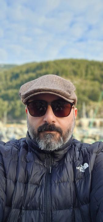 Reza Mansouri
