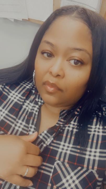 Ebonie Farrow