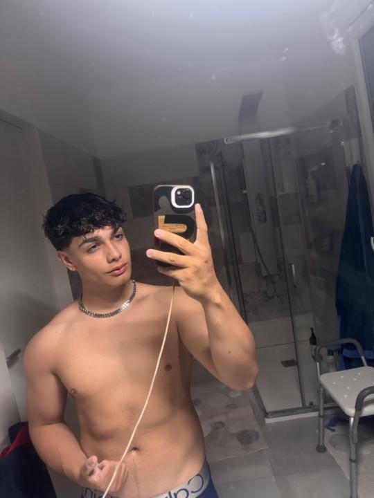 Adam True adam