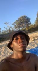 Ampoma Dezzac Omari
