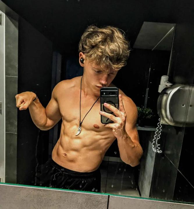 🚦 YouTube is JUST like walking through traffic...