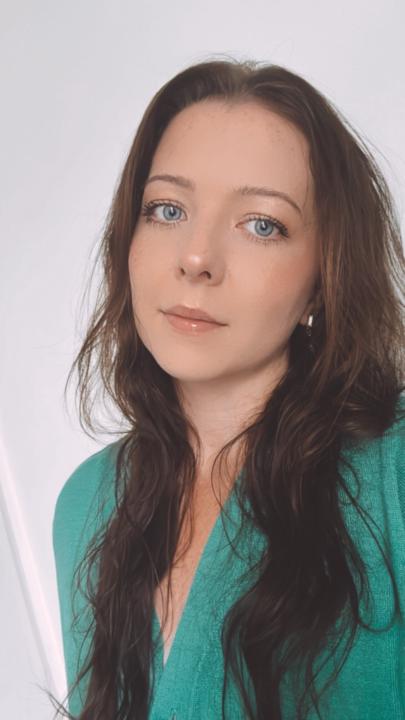 Holly Blake