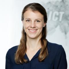 Nadine König