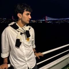 Deniz Demir
