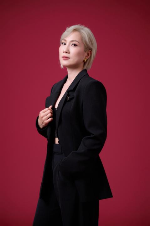 Tư Hiền Vũ