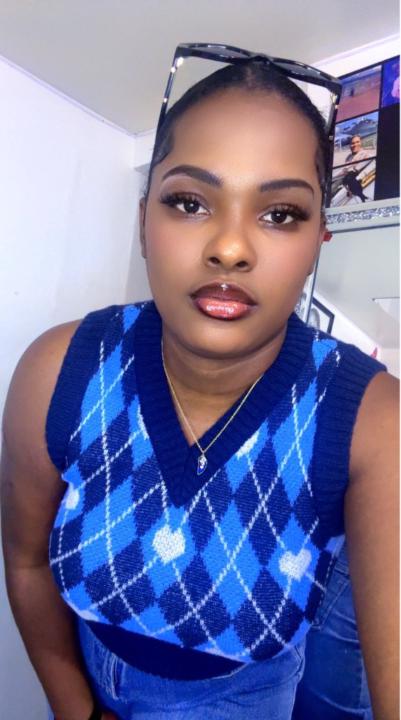 Darla Leslie De Rougemont