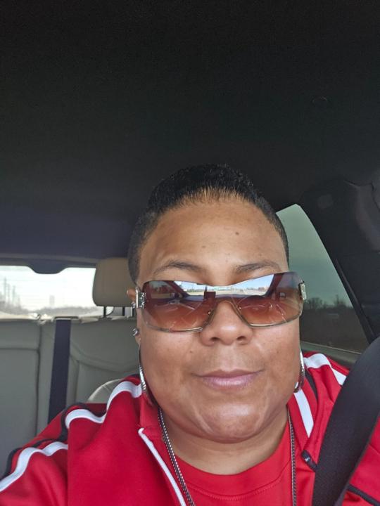 Chanell F