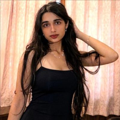 Tanishka Aa
