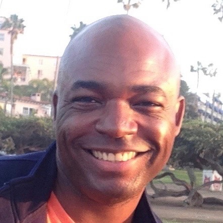 DeCarlos Dennis