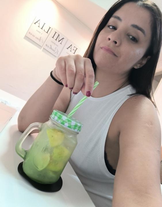 Andrea Zárate