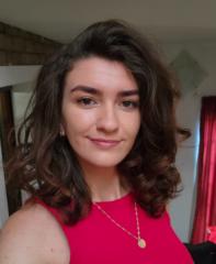 Enise Uzunoglu