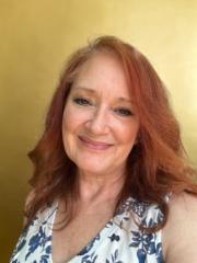 Deanna Leach