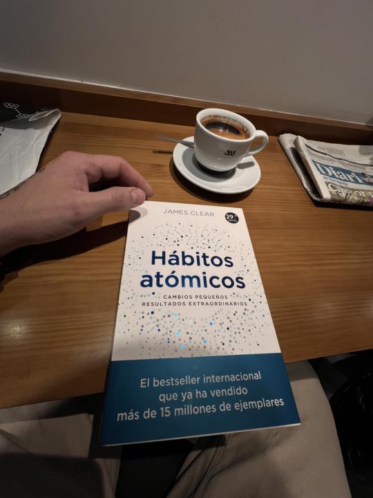 CAMBIA TUS HÁBITOS, Y CAMBIARÁS TU FÍSICO Y TU MENTALIDAD 