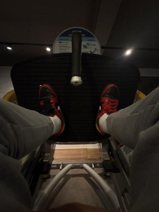 溫馨提醒：過年要到了🧨