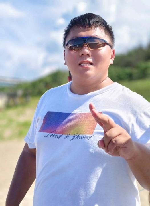 小樺 李
