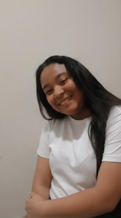 Nayeli Nicole Roca Toaza