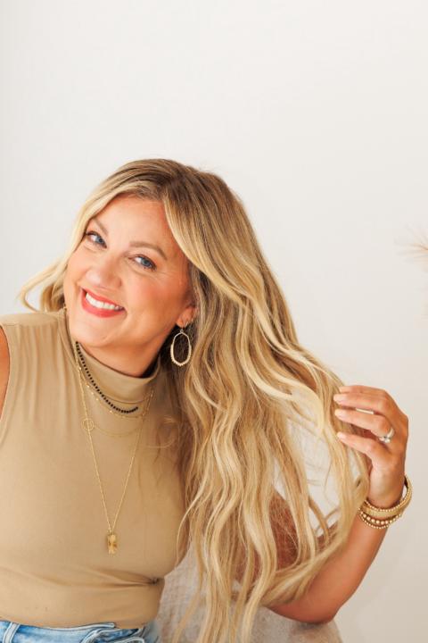 Mandy Baxter