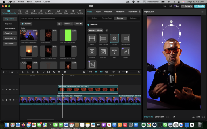 Estoy practicando haciendo el video de la clase 2, por qué cuando coloco la mascara se desaparece mi video?