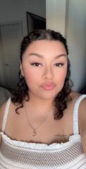 Lali Flores