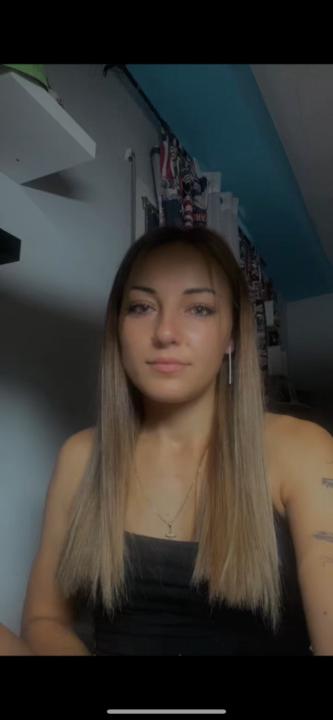 Erika Larisa