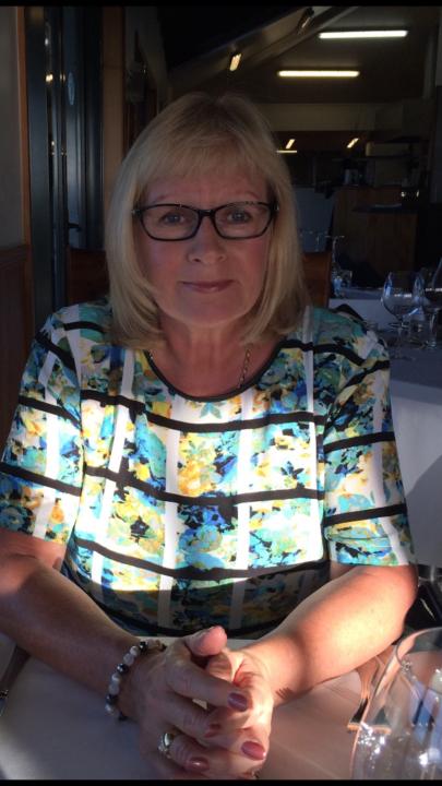 Julie Kennard