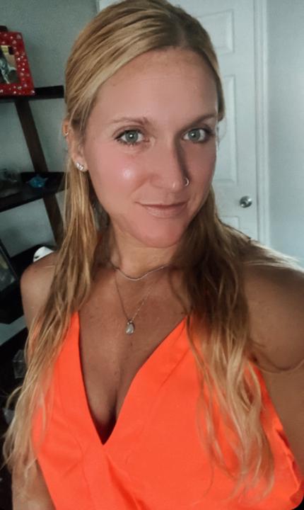 Kelly Hanser