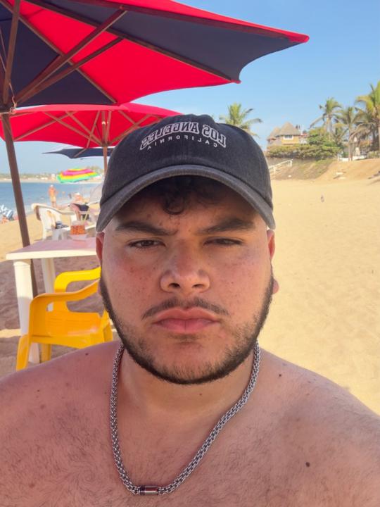 Victor Lira