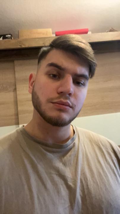 Alexander Komissarchik