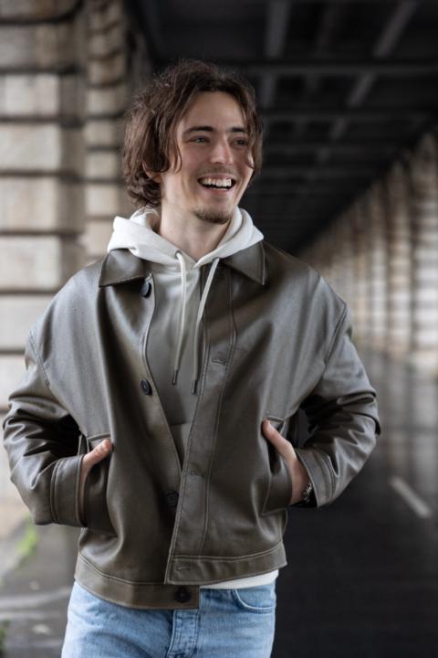 Arno V