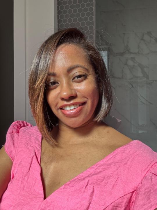 Lessa Davis