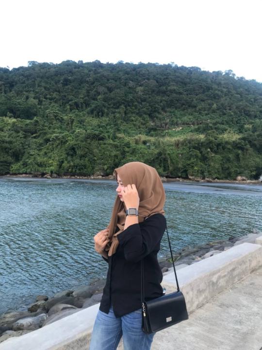 Fhatma Warda Mantolino