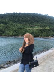 Fhatma Warda Mantolino