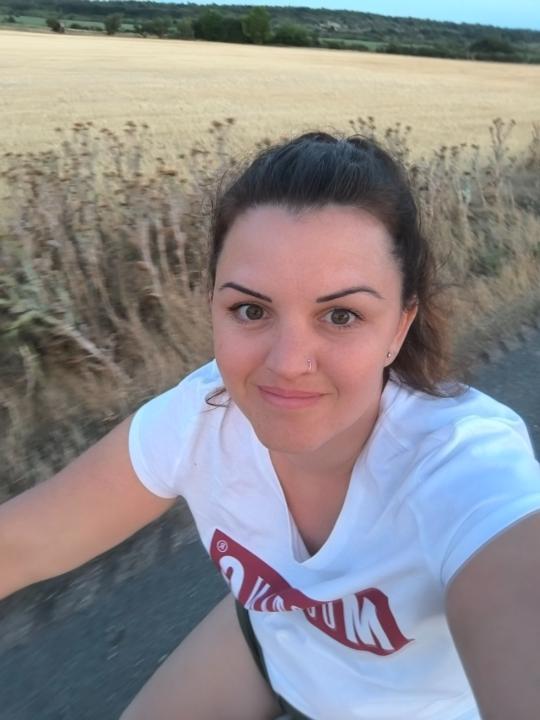 Éva Grüll
