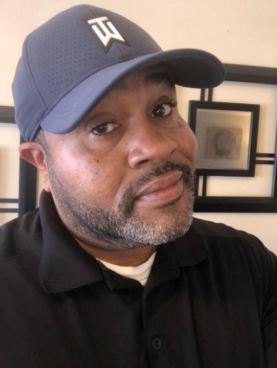 Cedric Lyons