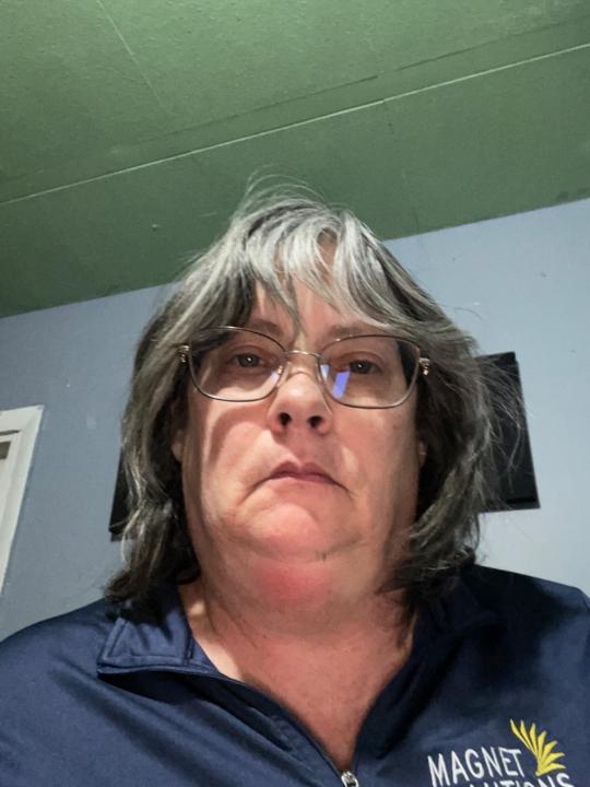 Vicki Schlotthauer