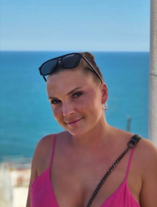Nina Weczereck