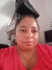 Ruth Cálix cortaza