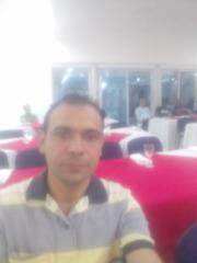 Luis F. Daza