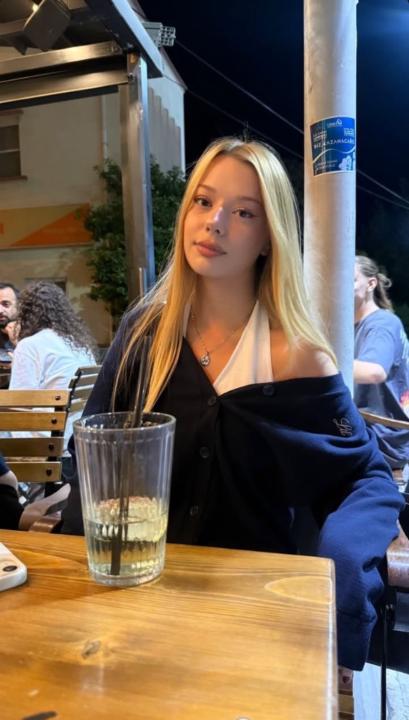 Nihal Yıldız
