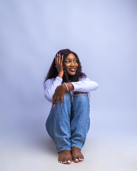 Stella Omolola
