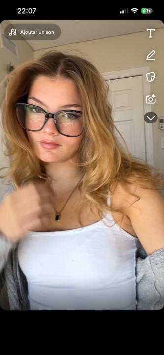 Eva Morneau