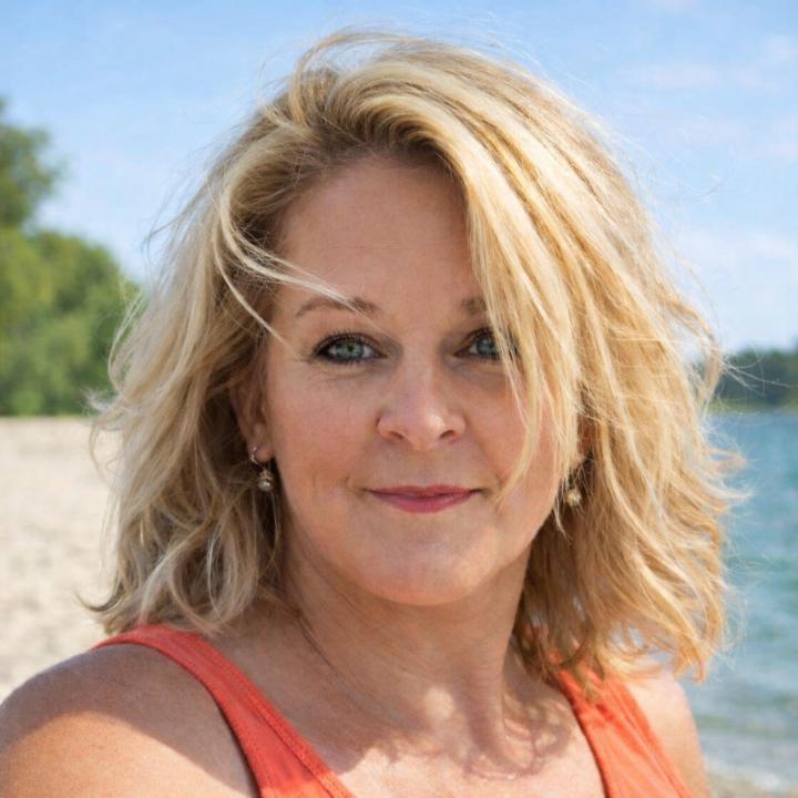 Donna Coates