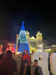 Maria R Lopez