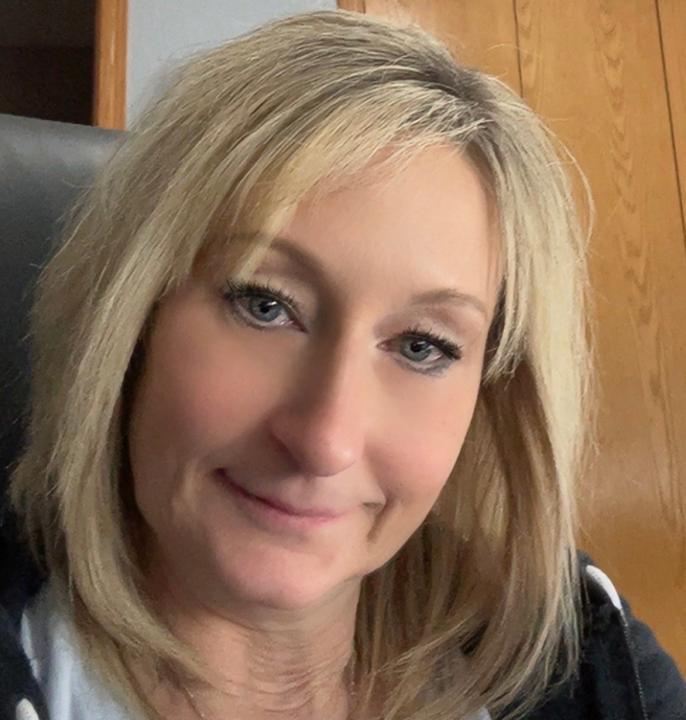 Julie Grundhoffer