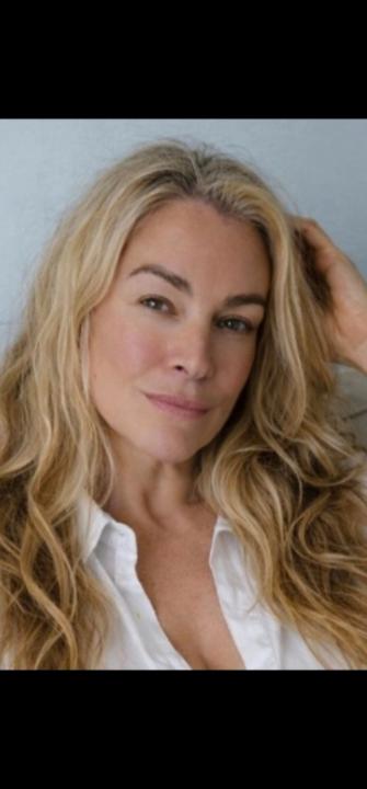 Laurie-Lee Cooke