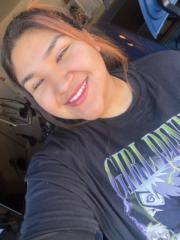 Claudia Flores