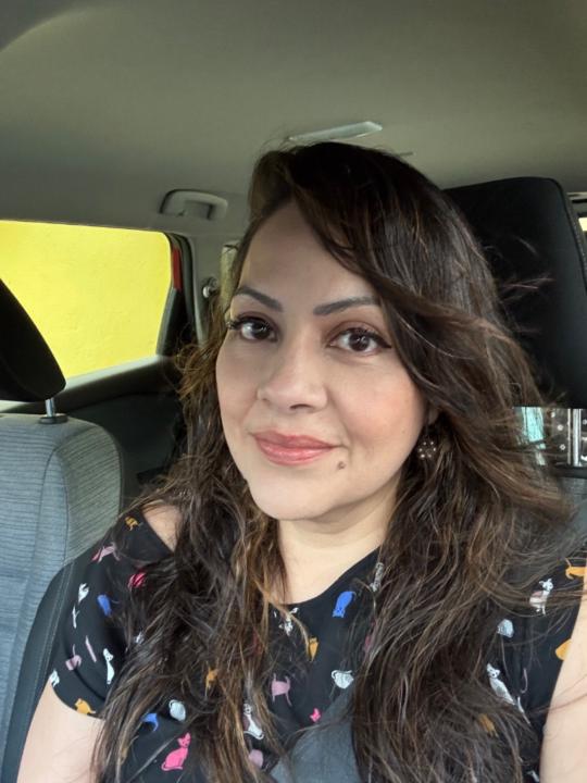 Yanira Yazbek